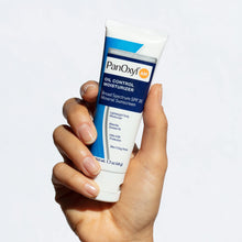 Load image into Gallery viewer, PanOxyl AM Oil Control Moisturizer, SPF30 (48g) مرطب مع حماية من الشمس لموازنة دهون البشرة
